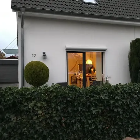 Sauve In With Fenced Garden Holiday home *