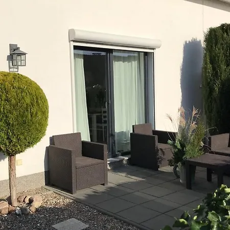 Sauve In With Fenced Garden Holiday home Zierow