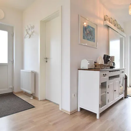 Sauve In With Fenced Garden Holiday home